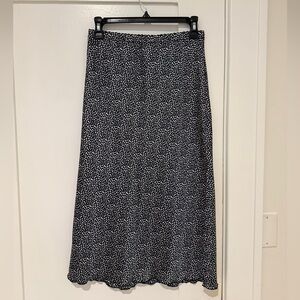 ILLA ILLA Navy and White Polka-Print Midi Skirt with Slit